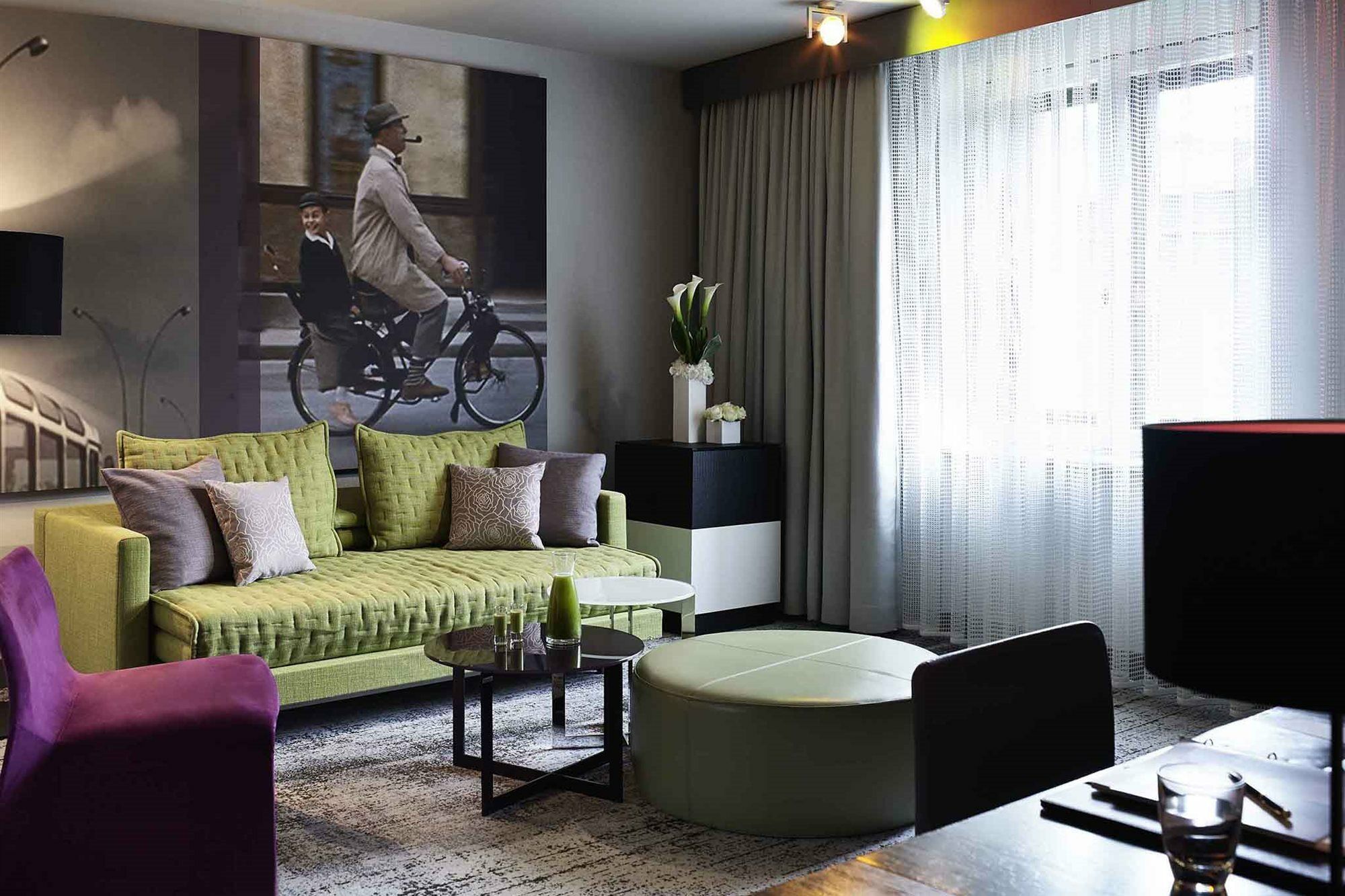Hotel Sofitel Munich Bayerpost Exterior foto A living room